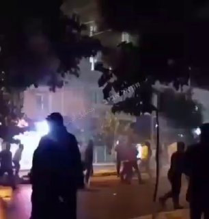 התיעוד הבא מגיע מהעיר כרמאנשאה שהמערב איראן: צעיר איראני...