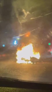 אופנועים של משמרות המהפכה עולים באש. דור פ. בטלגרם 