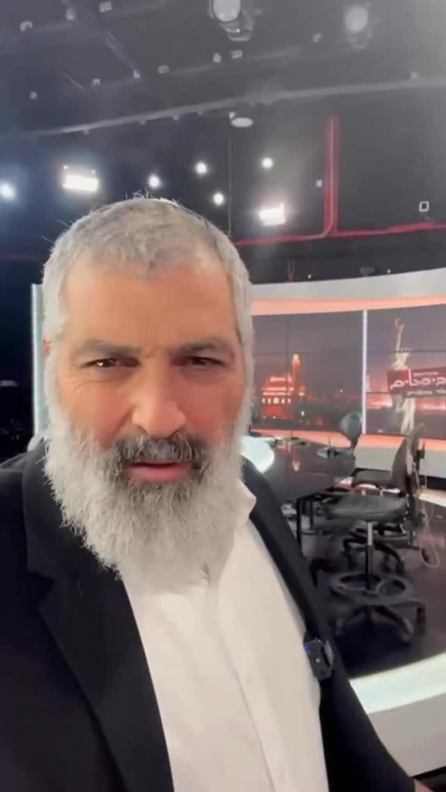 החידה השבועית מי עומד לשבת היום בפאנל הערביסטים? קצת רמזים:...