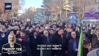 שימו לב מי יצא לרחובות - ובאיזה גיל הם. 