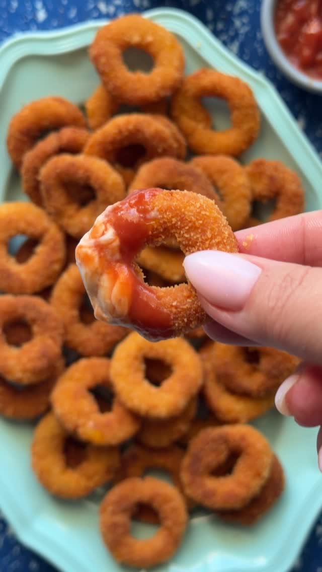 טבעות שניצל תירס בציפוי זהוב 🌽🌽🌽 אפשר גם לאפות ;) מצרכים: 1...