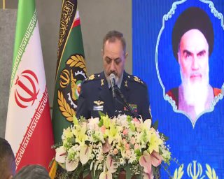 שר הביטחון האיראני: נשתמש בכל כוחנו כדי "לדכא את הטרוריסטים...