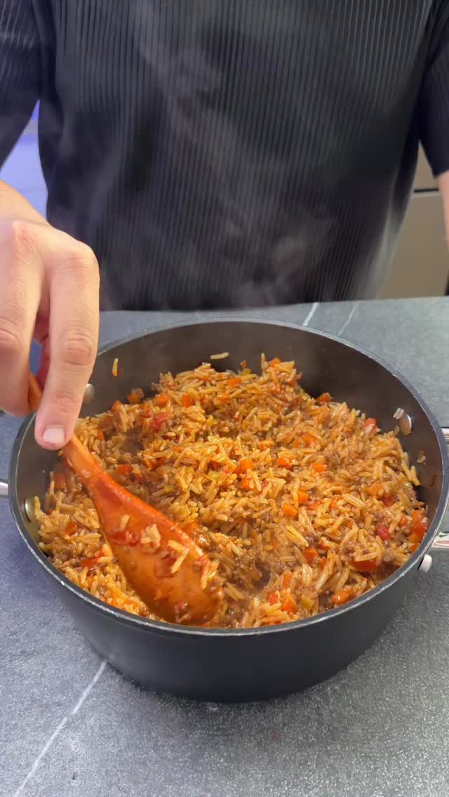 🍲 ארוחה שלמה בסיר אחד אורז, ירקות ובשר – סיר טעים, קליל, חוסך...