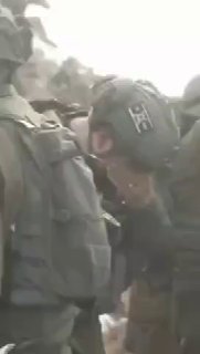 דמעות ושאגות שמחה: רגעי קבלת הבשורה בעזה...