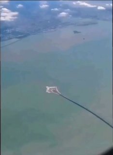 הסינים השלימו בניית מסלול ימי שאנז'ן-ג'ונגשאן, באורך 28 ק"מ,...