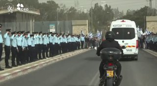 מצדיעים לרני...