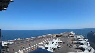 פיקוד המרכז האמריקני מפרסם תיעוד מנושאת המטוסים לינקולן...