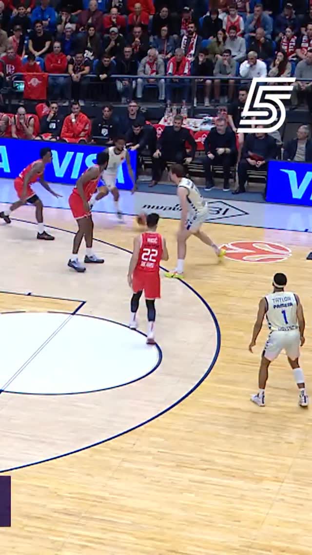 הפועל ת”א פשוט לא הצליחה לעצור את ההצגה של מונטרו...