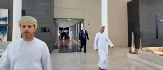 אראקצ׳י בדרכו לסבב השיחות השני לפני זמן קצר....