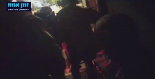 המשטרה מפרסמת תיעוד של לוחמי הימ״מ עוצרים חברי חולייה שגבתה...