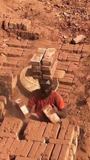 בוב הבנאי ועוזרו הנאמן! 😅🤣...