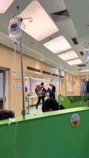 שוטר צעצוע! 😅🤣🤣...