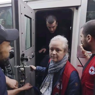 דיווח על כך שישראל שחחרה הערב מס' מחבלים פלסטינים לעזה ללא...