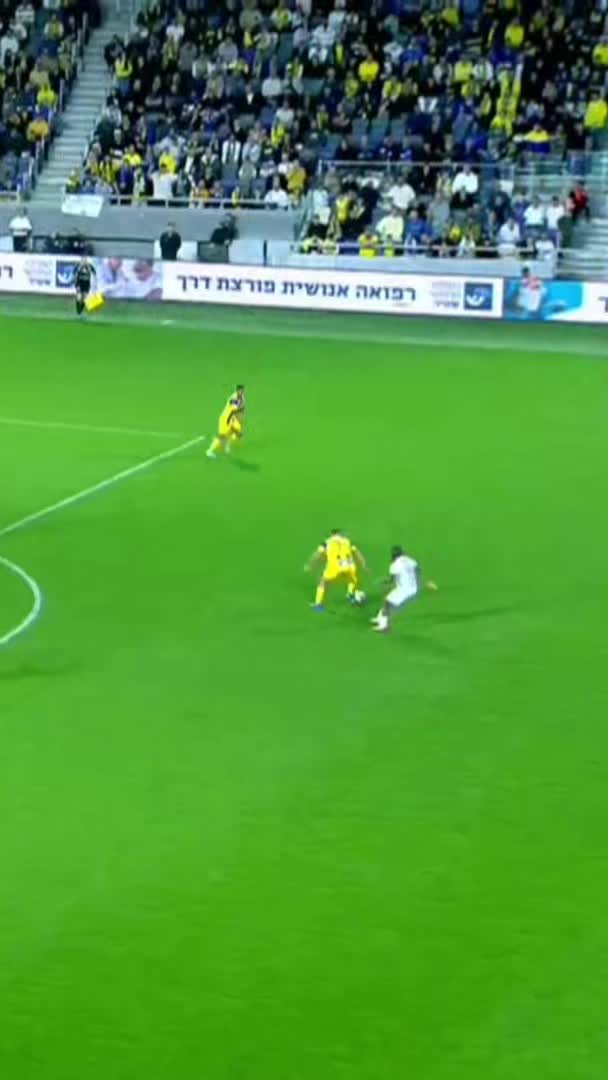 אמיר סהיטי עם שער בכורה בליגת העל ב4:0 של מכבי ת״א על בני ריינה...