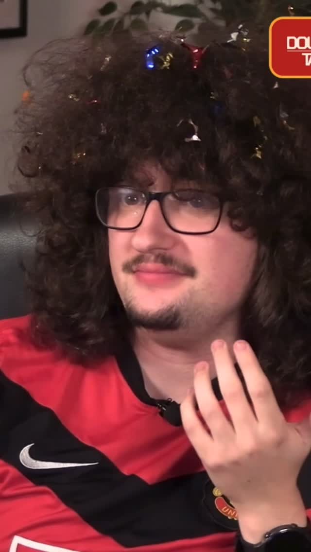 טוב כנראה שהוא לא הולך להסתפר בחיים 😅...