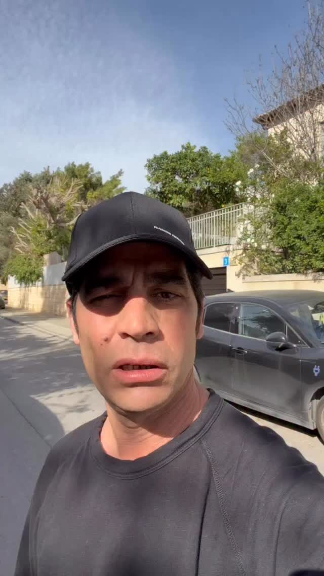 אביב גפן עושה מרדכי דוד...