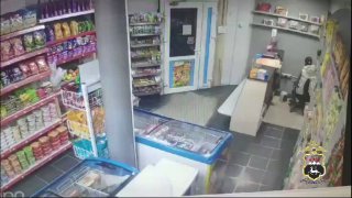 בקמצ'טקה, פושע ביצע שוד בחנות תוך 20 שניות. ...