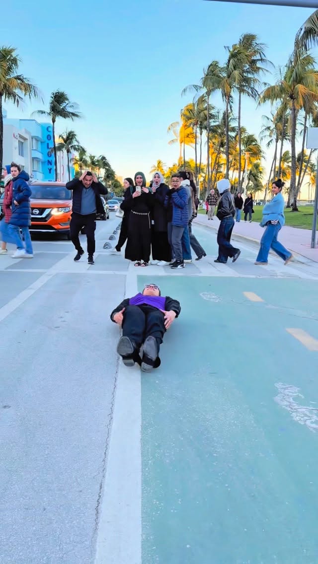 לומבריז חזרה למיאמי!! 🪱🌴🤣...