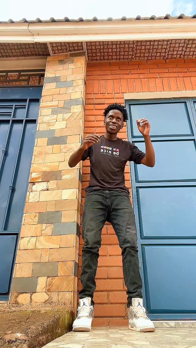 מְטוּרָף...