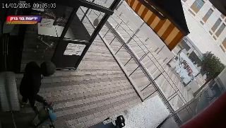 היטל השמירה לעסקים בבני ברק לא עובד: בשבת בבוקר, נפרצה חנות...