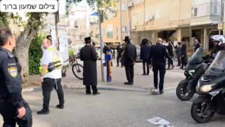 מההפגנות בבני ברק...