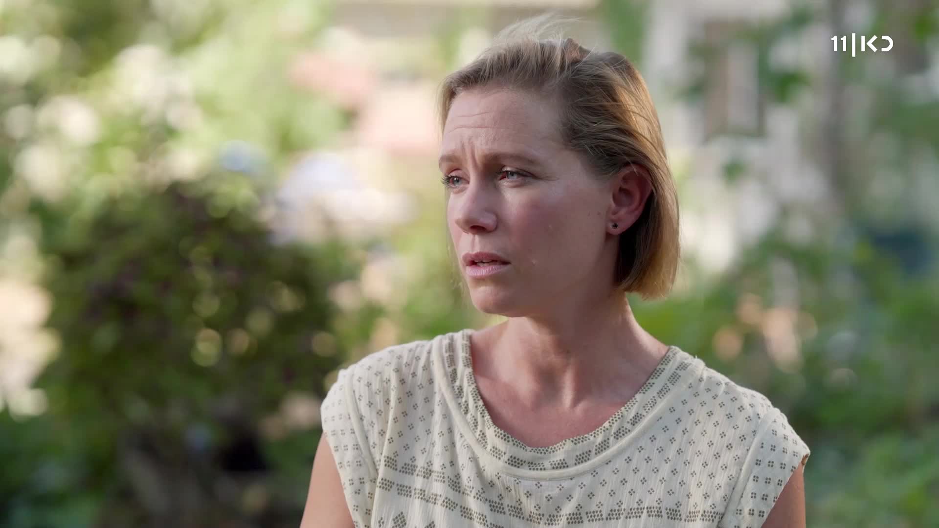 "אני מרגישה את כפות הידיים שלו על הקרסוליים שלי" - נגה שחר...