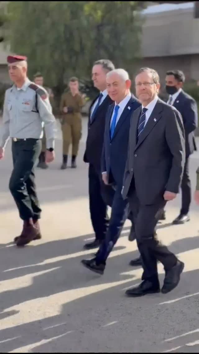 ⁨ מרגש בכל פעם מחדש להגיע לטקס סיום קורס קצינים בבה״ד 1....