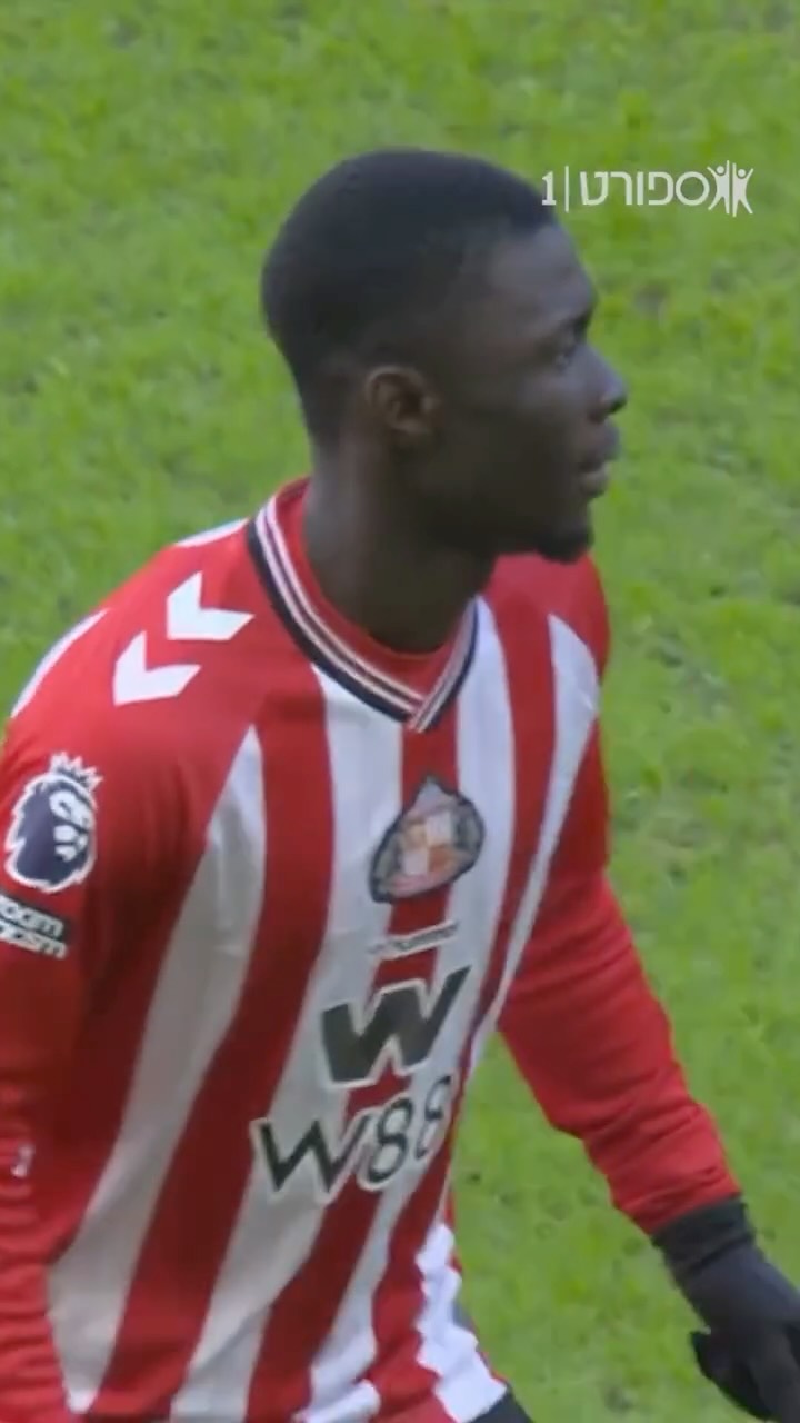 ⁨המהלך הראשון של טאבי (פתח בהרכב סנדרלנד) בליגה הטובה...