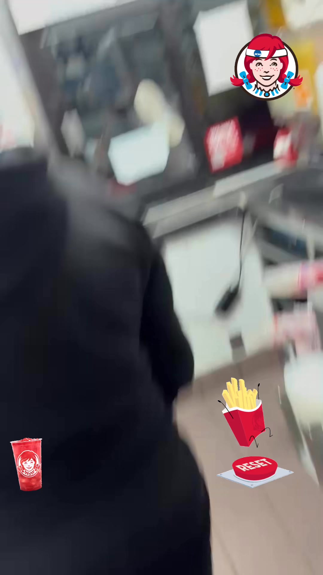 הם הרסו הכל כרגיל כי הם רצו עוד קטשופ 😂😂 הלקוח שאל, "איפה...