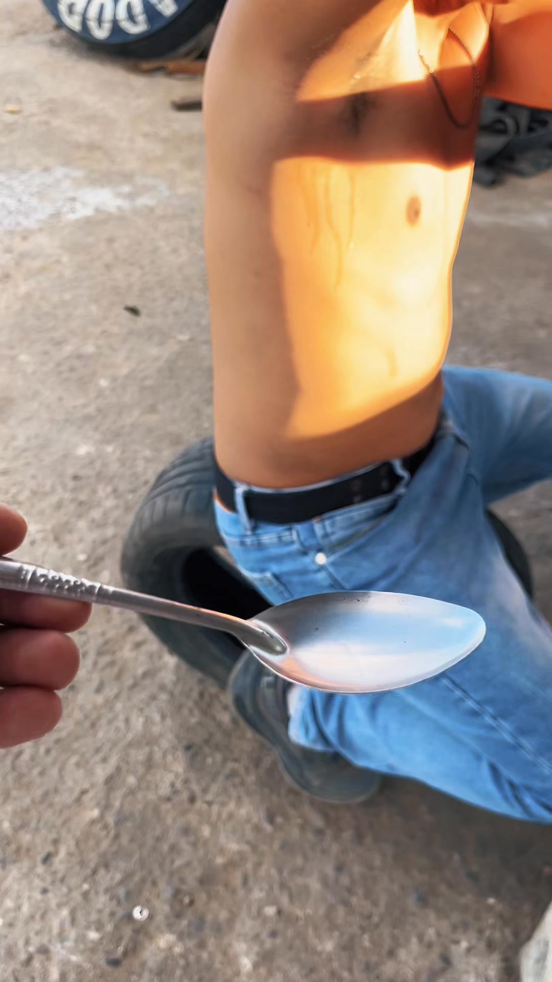 חרא של חברים, איזה גועל...