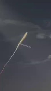 ערוצים איראנים טוענים שאיראן שיגרה טיל היפרסוני לעבר ישראל....