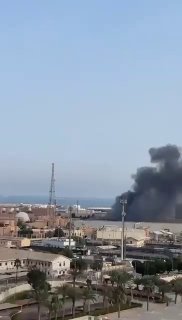 תיעוד מפגיעת כטב''מ איראני סמוך לבסיס הצי האמריקאי בבחריין...