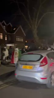 לונדון | גולים איראנים חוגגים את חיסולו של חמינאי....