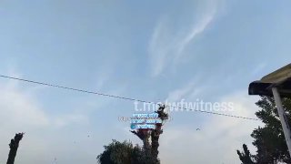 מטוסי יירוט מעל דוחה בקטאר כאשר מטוסי קרב ממריאים בתגובה...