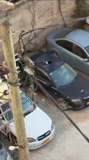 תיעוד | רסיסים על מכוניות בעיירה אל-עיסאוויה בירושלים...