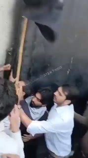 השיעים בחבל קשמיר שבהודו מתאבלים על לכתו של עלי ח'מינאי....