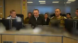 הצהרת שר הביטחון בבור חיל האוויר: קאסם יגלה שמי שהולך בדרכו של...