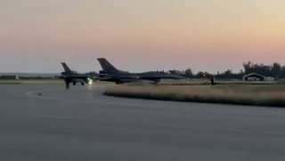 איתי בלומנטל: תיעוד: ארבעה מטוסי קרב מסוג F-16 של חיל האוויר...