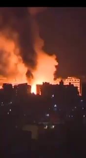 ביירות תחת מתקפה רחבה לפי דיווחים, עם תקיפות באזורים שונים...