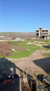 כוחות משוריינים צה"ליים נעים צפונה בתוך השטח הלבנוני....