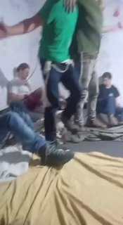 בוכים במקלטים על גוש קטיף...