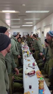 התוועדות פורים של צל״ש עם לוחמי בא״ח נחל...