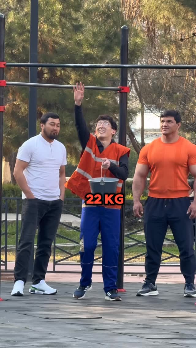 חשבו שהוא רק המנקה...