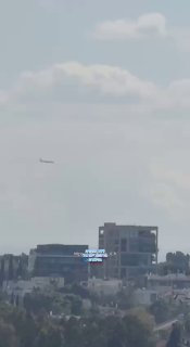 מטוס אל על היה דקה מנחיתה עלה בחזרה לשמיים...