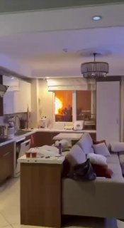 נדל״ן באיראן: דירת 3 חדרים עם נוף לפטריית אש ענקית....