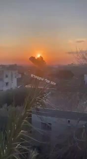 השקיעה הערב בכפר ג'יבשית בדרום לבנון....