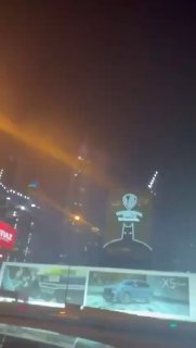 פגיעה ברב קומות בדובאי ...