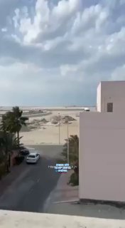 סוללת M142 "HIMARS" אמריקאית הפועלת בבחריין יורה טילי MGM-140 "ATACMS" או...