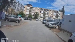 תיעוד מרגע הנפילה בבת ים...