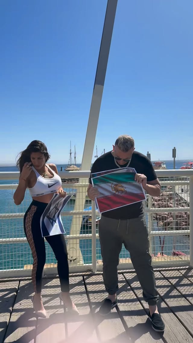על הגשר, מול כל העולם:...